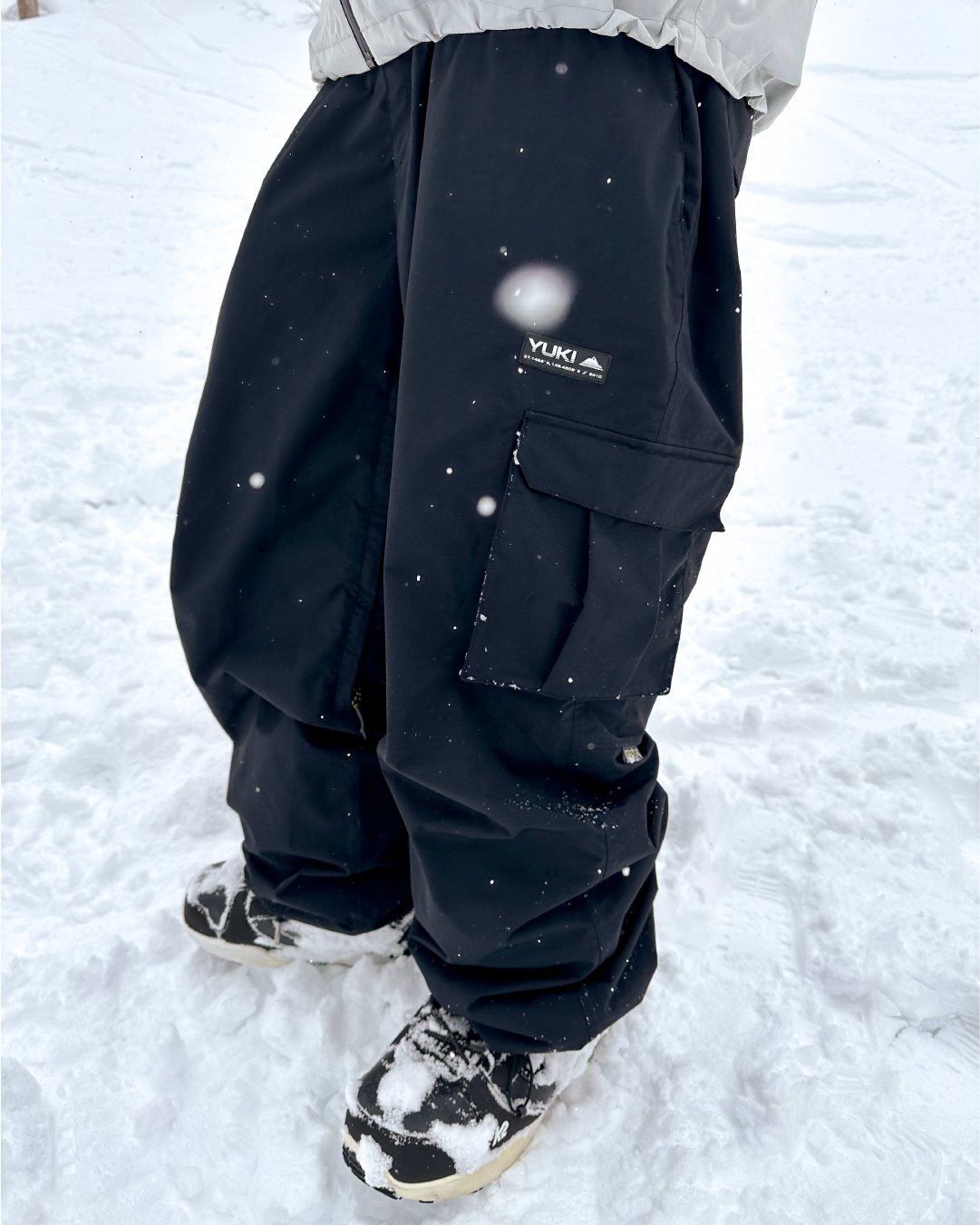 How to Pick the Perfect Pair of Snow Pants