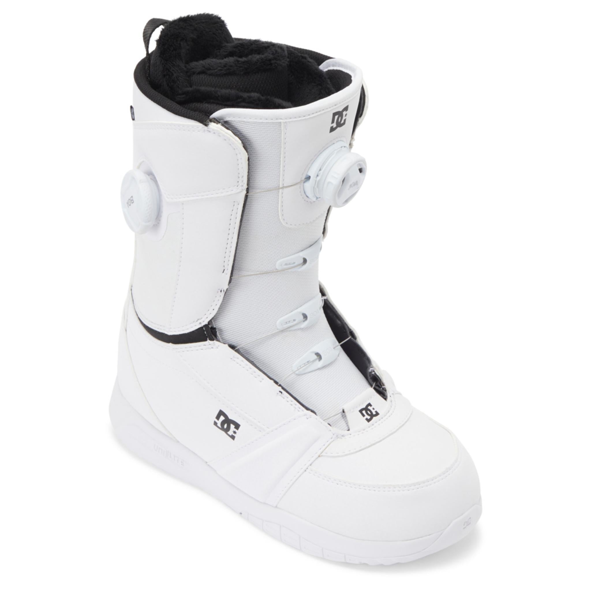 Dc women's 2024 snow boots