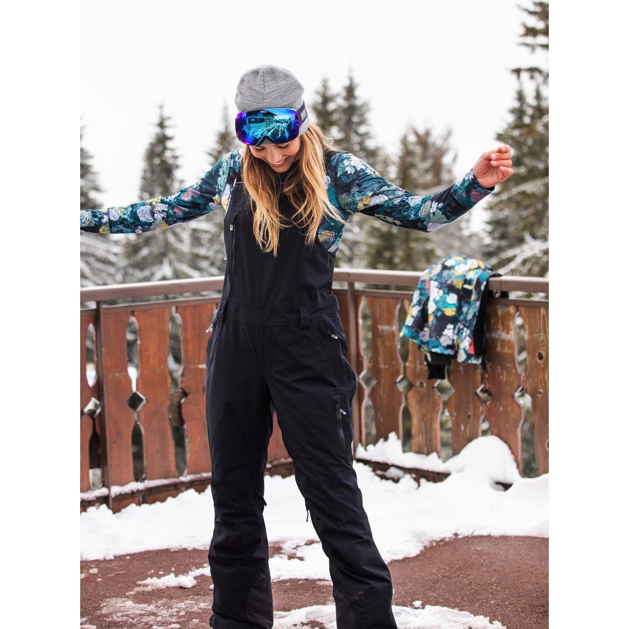 Womens bib ski pants on sale canada