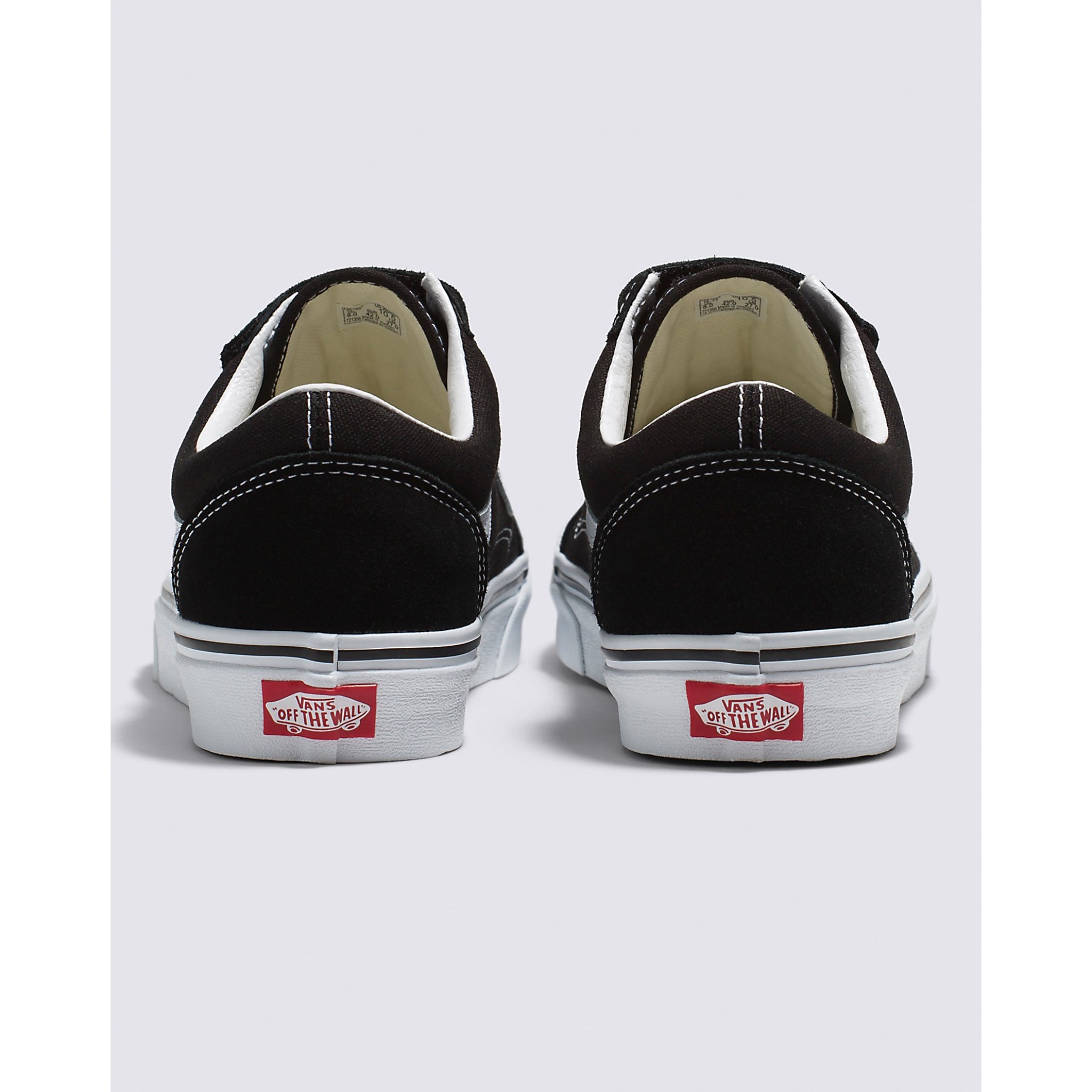 Black old skool outlet velcro vans